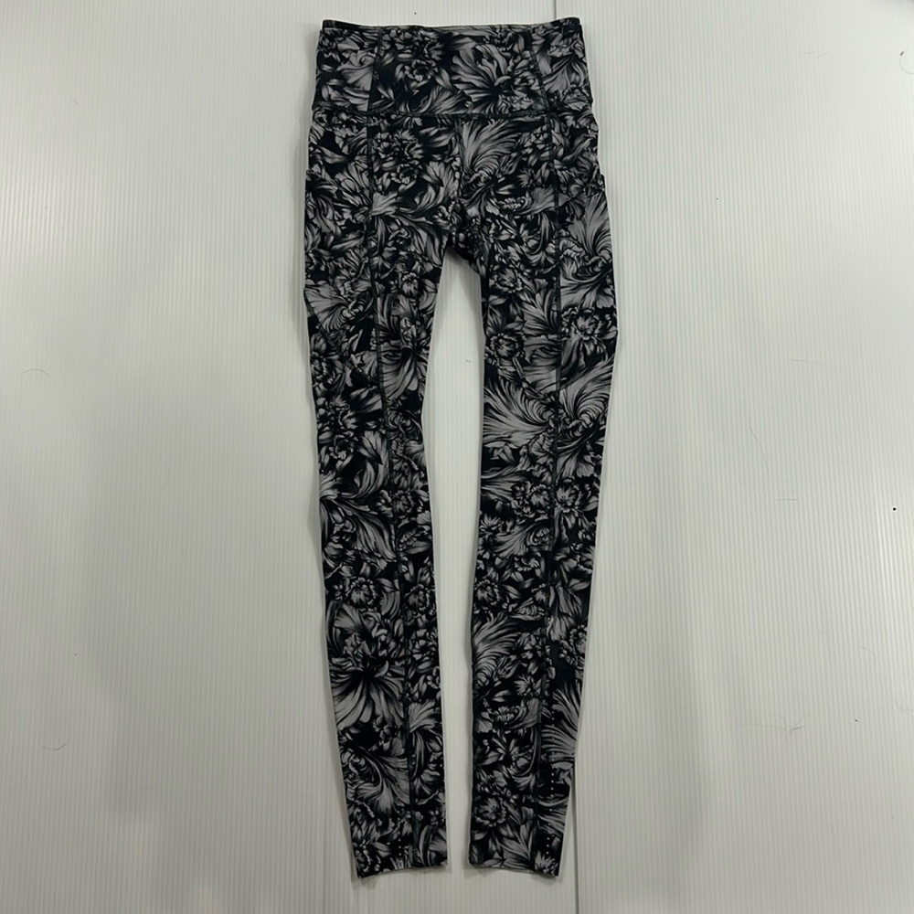 K44.‎ lulu lemon leggings (4)